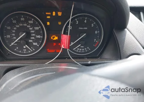 2013 BMW X1 xDrive28I z USA, uszkodzony, nr VIN WBAVL1C51DVR83593